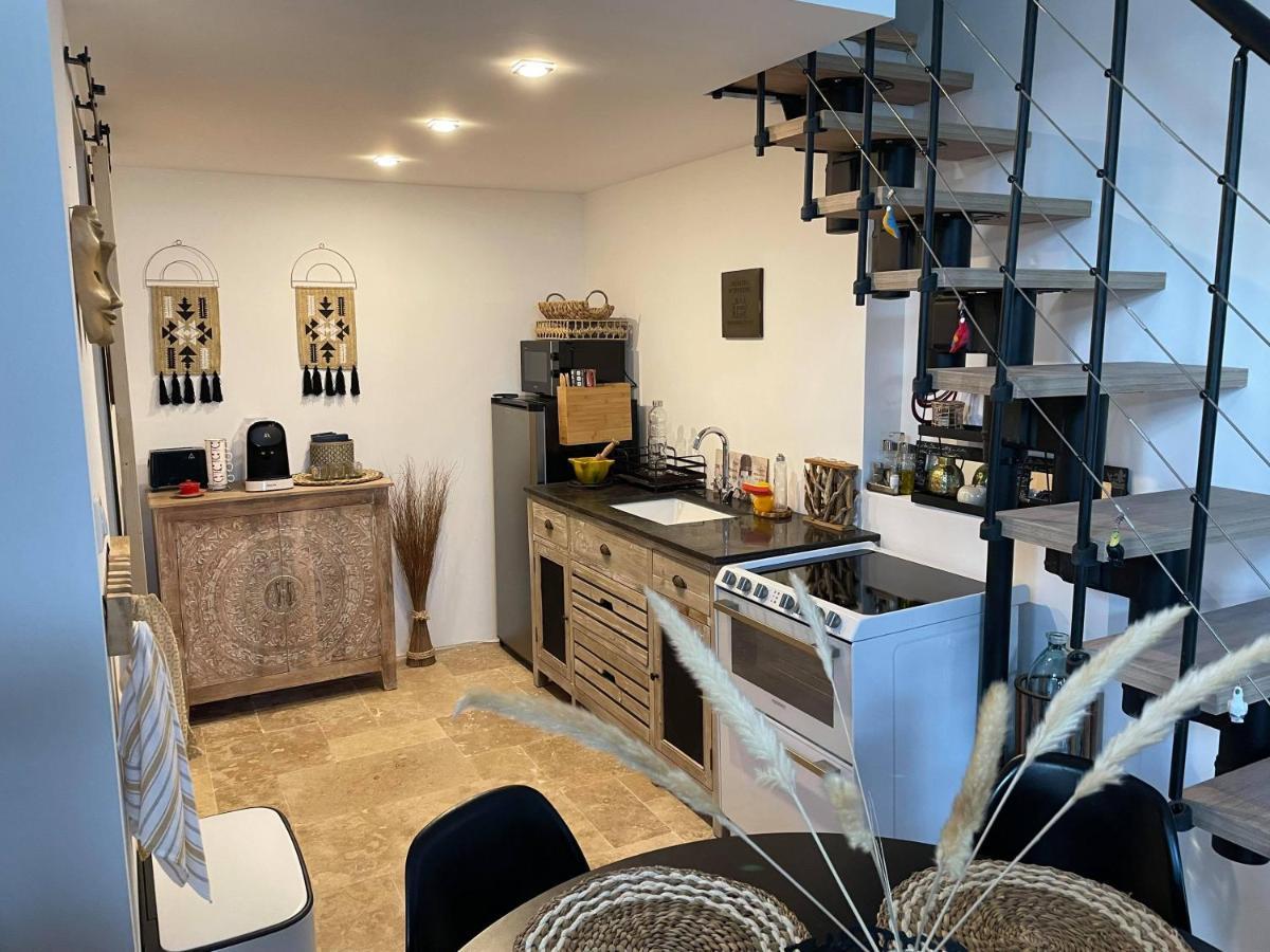 Jolie Annexe Du Mas Dans Le Coeur De La Garrigue Nimoise Villa Nimes Bagian luar foto